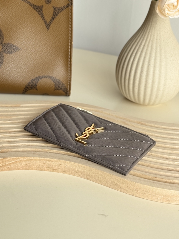 イヴサンローラン財布内部構造